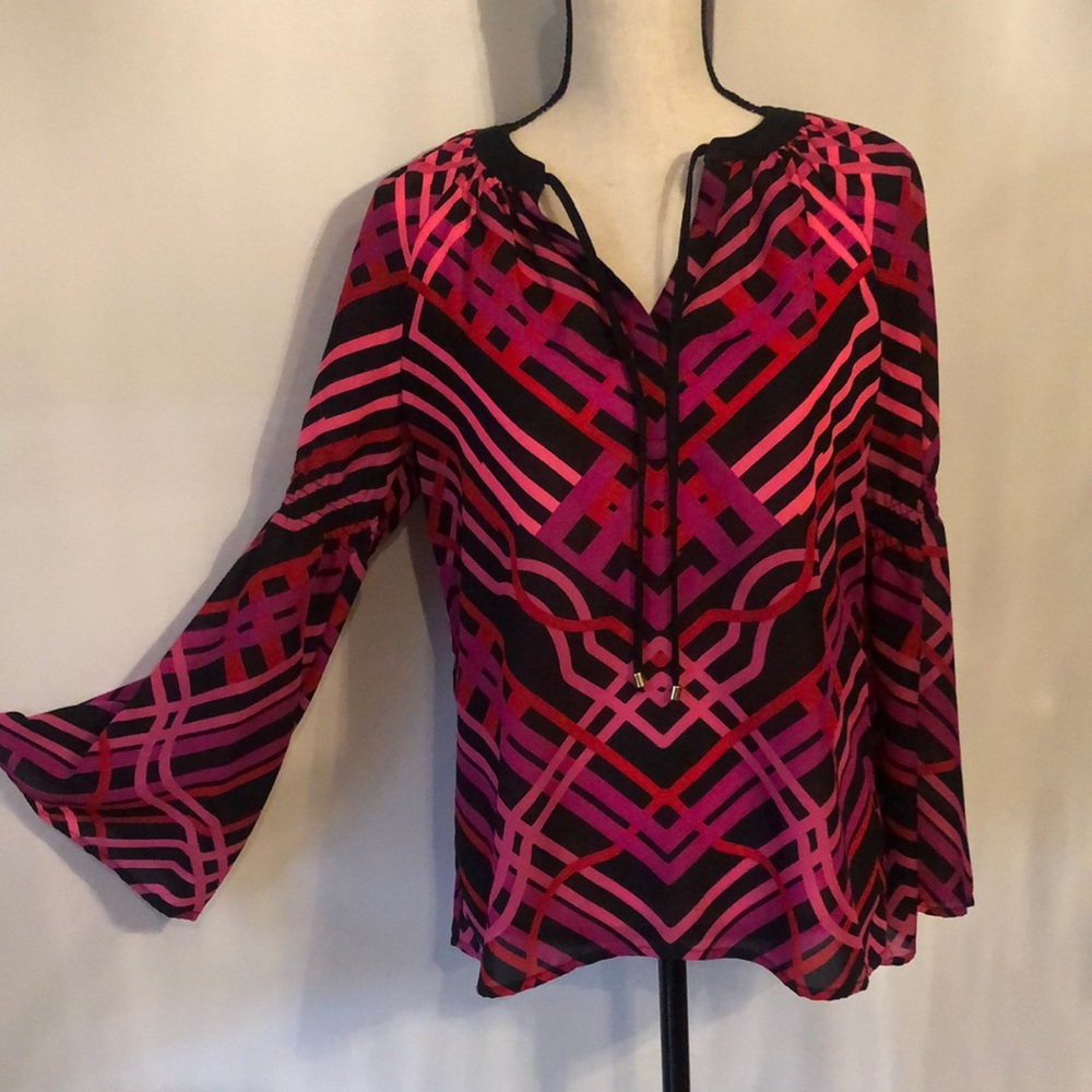 KAARI Blue top